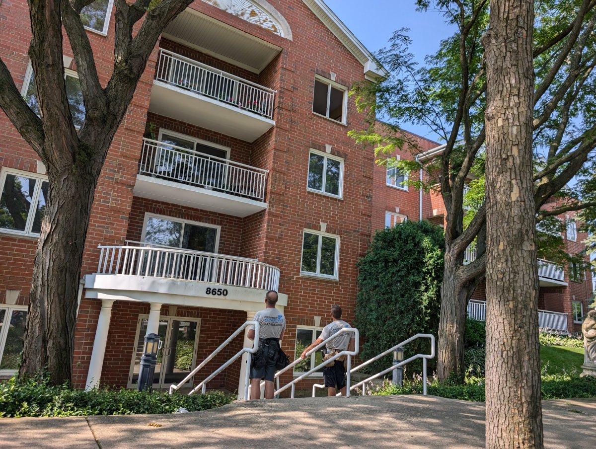 Window replacement cost, Cost of window replacement, How much does window replacement cost, How much is a window replacement, Cost of window installation