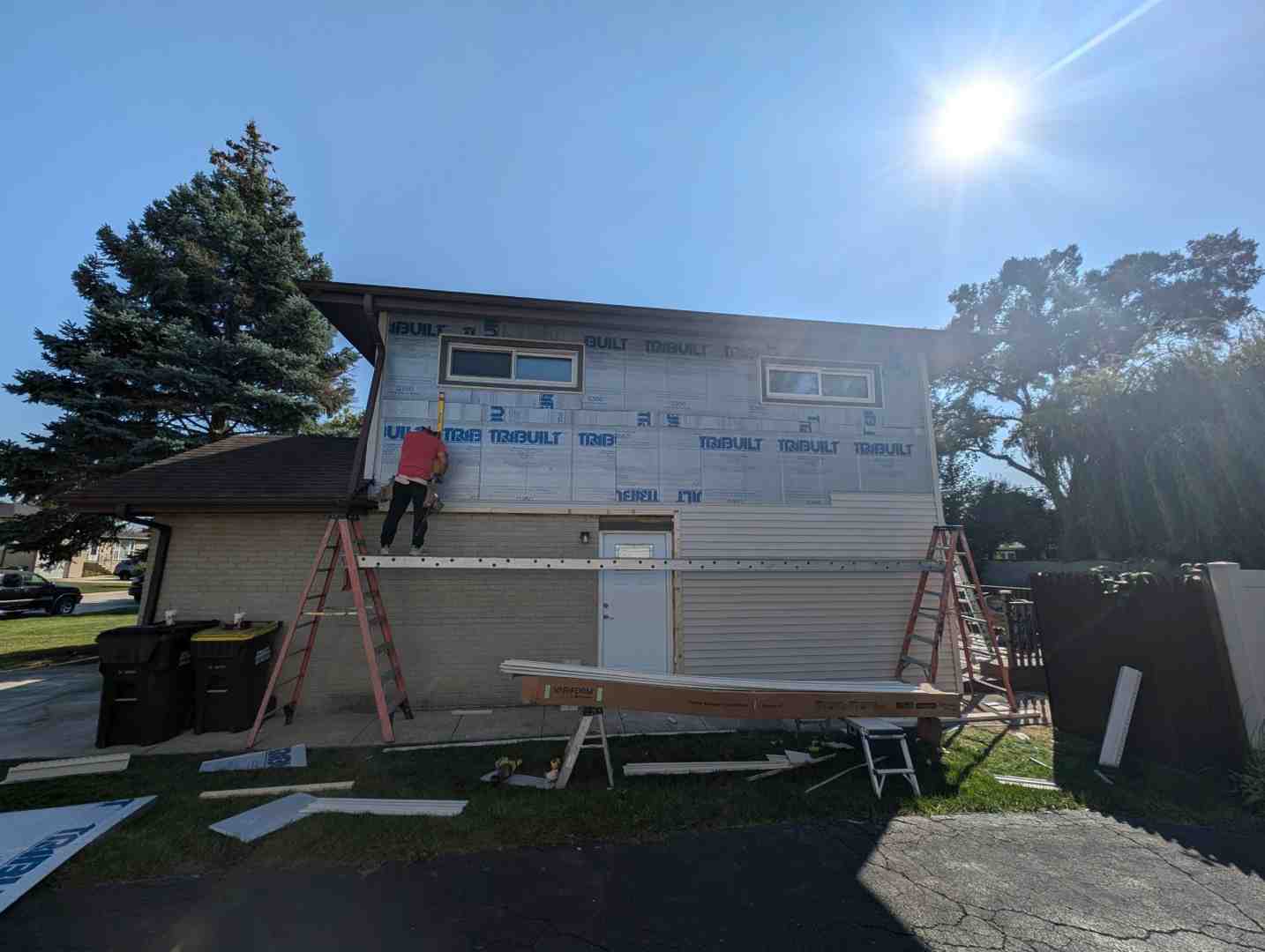siding repair contractor